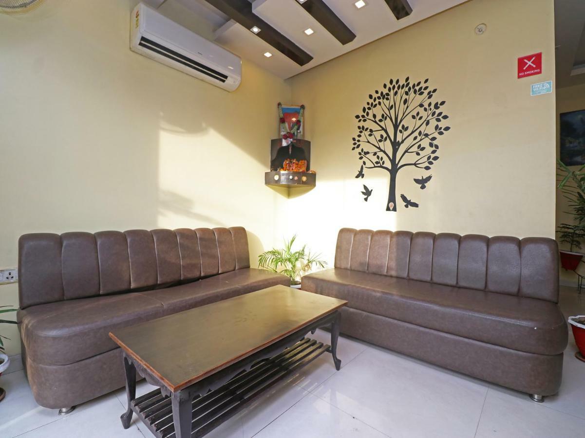 Hotel Capital O 4139 Madhuri Palace 3*